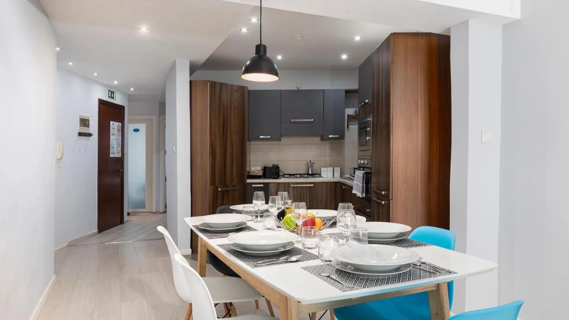 Modern Ensuite Rooms In Shared Apartment Near Balluta Bay Sliema Gzira Saint Julian's マルタ