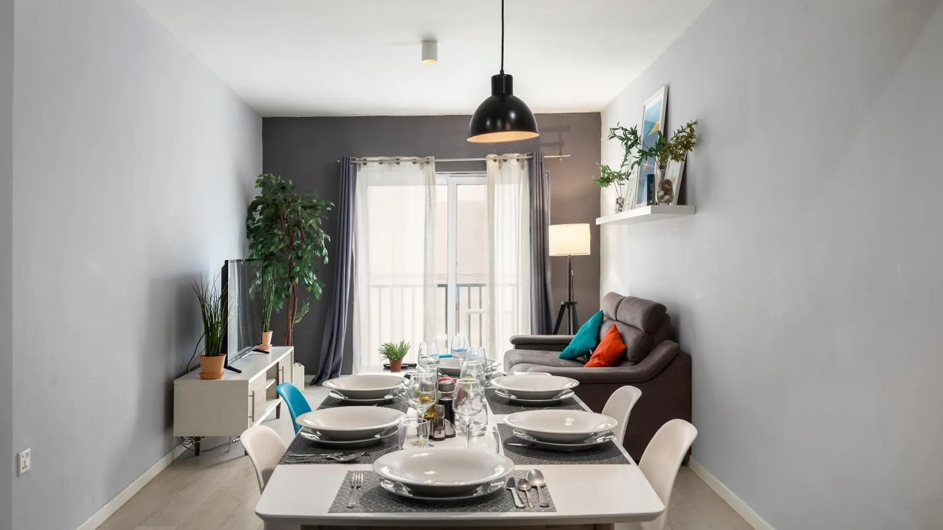 Modern Ensuite Rooms In Shared Apartment Near Balluta Bay Sliema Gzira Saint Julian's
