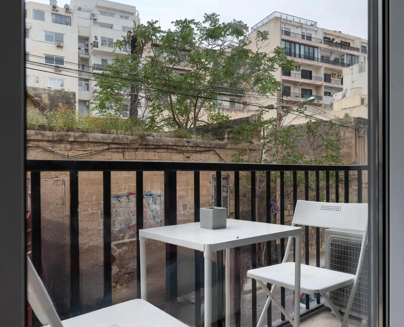 Modern Ensuite Rooms In Shared Apartment Near Balluta Bay Sliema Gzira Saint Julian's ホームステイ