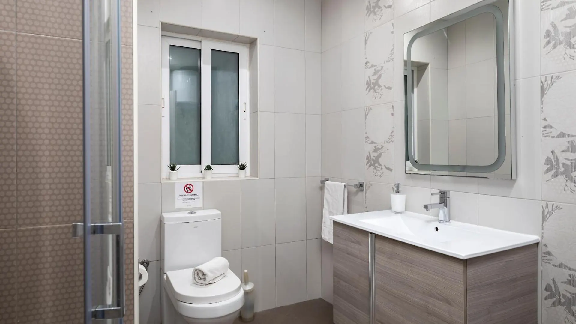 Modern Ensuite Rooms In Shared Apartment Near Balluta Bay Sliema Gzira Saint Julian's