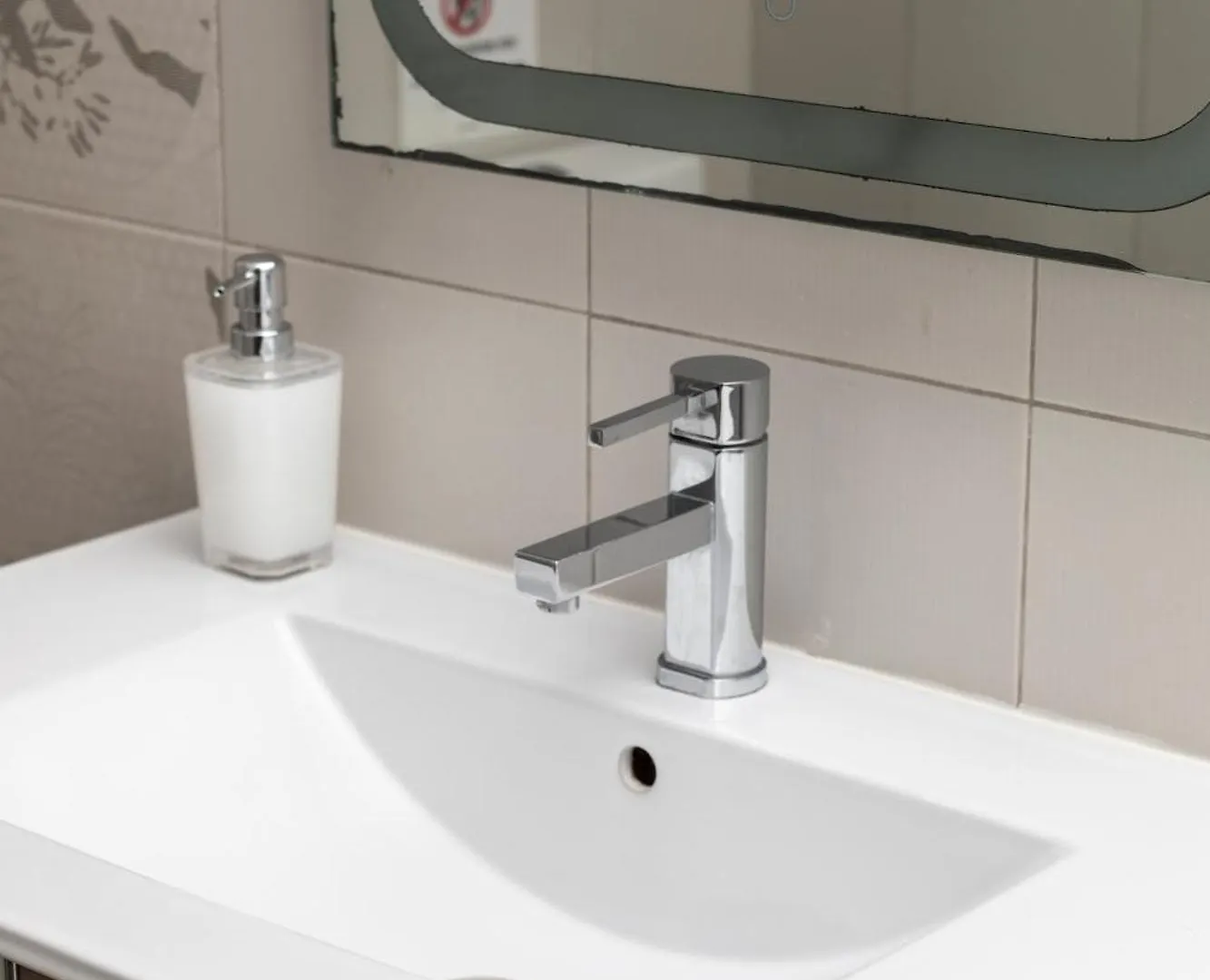 Modern Ensuite Rooms In Shared Apartment Near Balluta Bay Sliema Gzira Saint Julian's ホームステイ